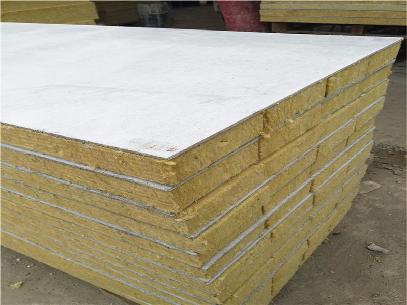 天水巖棉夾芯復(fù)合板價(jià)格