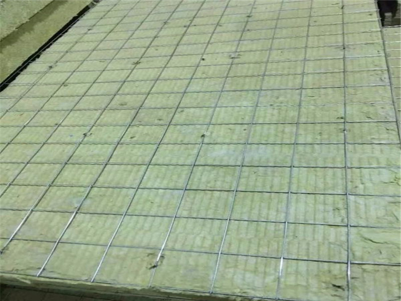 朝陽機(jī)制巖棉復(fù)合板哪種好