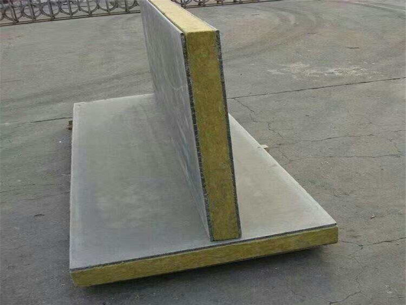 泰安巖棉復(fù)合板