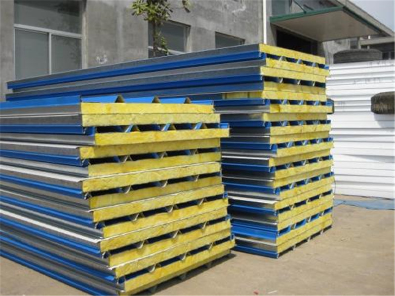 沂水夾芯巖棉復(fù)合板生產(chǎn)廠家